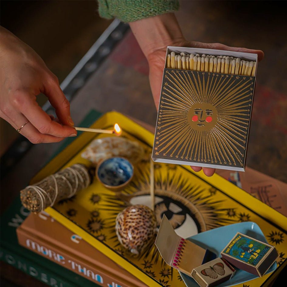 Sun Ray Luciferdoosje - Archivist Gallery - SuperMatique